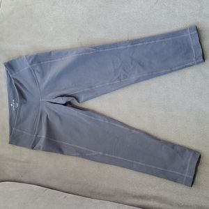 Athleta Gray Capris size XXS